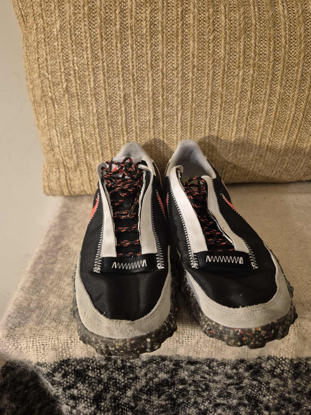 Nike Waffle Racer Crater CT1983-101 Black/Hyper Crimson Women’s 10